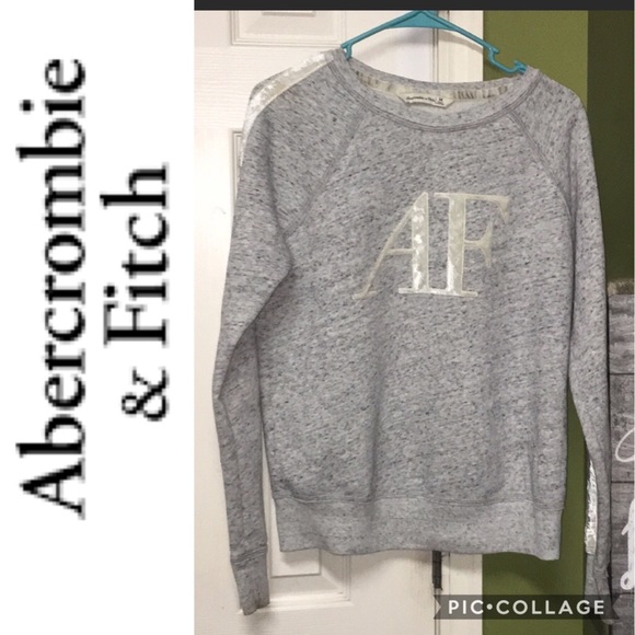 Abercrombie & Fitch Tops - 🆕{Abercrombie & Fitch} Sweatshirt